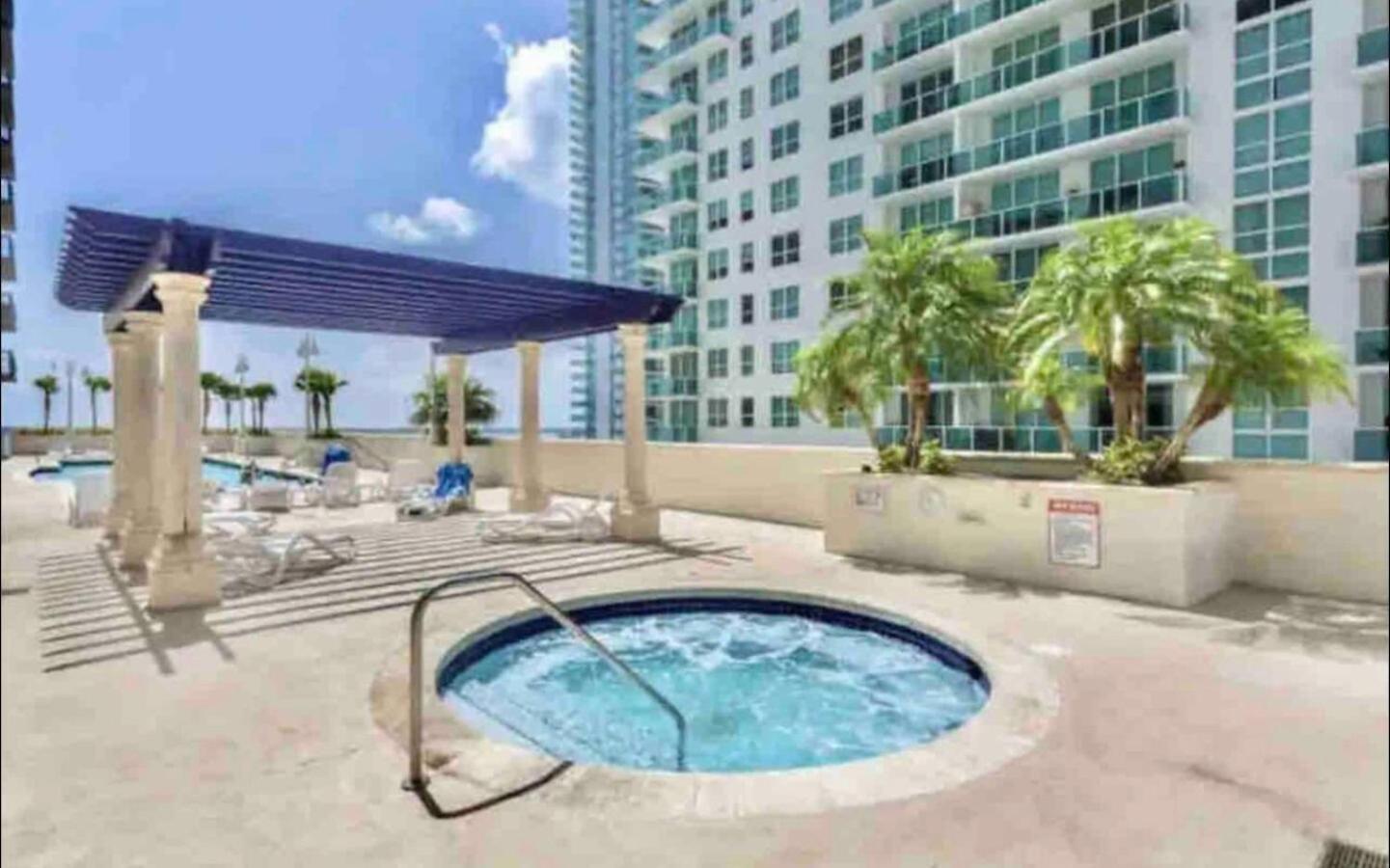 *Luxurious Highrise 2Brcondo Brickell- Waterviews* ميامي المظهر الخارجي الصورة